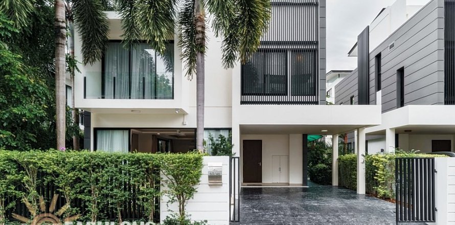 Villa in Bang Tao, Thailand 5 bedrooms № 179375