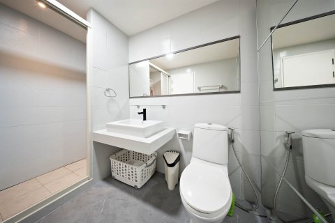 Condo in Watthana, Bangkok, Thailand, 3 bedrooms  № 138755 - photo 7