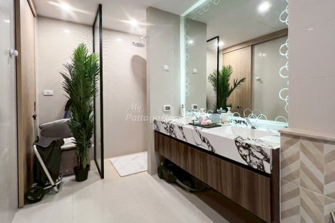 Condo in Pattaya, Thailand, 2 bedrooms  № 176461 - photo 7