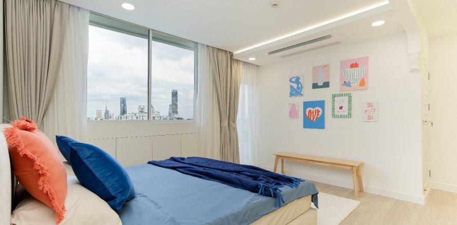 Condo in Watthana, Bangkok, Thailand, 2 bedrooms  № 176463