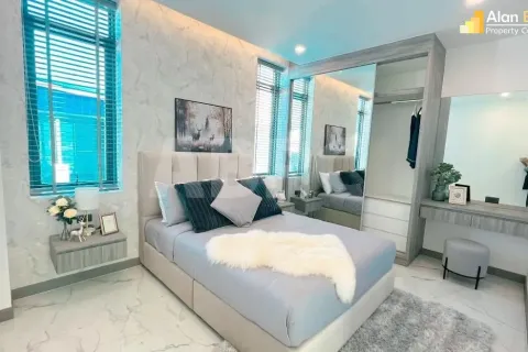 Casa de 3 dormitorios en Pattaya, Tailandia № 212031 - foto 13