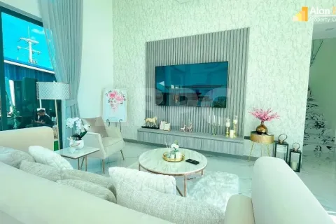Casa de 3 dormitorios en Pattaya, Tailandia № 212031 - foto 6