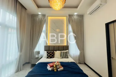 Casa de 3 dormitorios en Pattaya, Tailandia № 212032 - foto 8