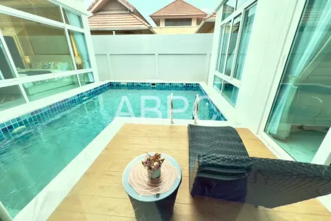 Casa de 3 dormitorios en Pattaya, Tailandia № 212032 - foto 4