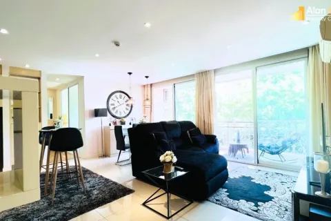 Condominio de 2 dormitorios en Jomtien Beach, Pattaya, Tailandia № 212033 - foto 6