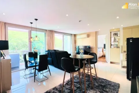 Condominio de 2 dormitorios en Jomtien Beach, Pattaya, Tailandia № 212033 - foto 5