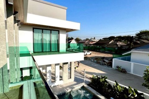 Дом в Паттайе, Таиланд с 5 спальнями  № 159718 - фото 5