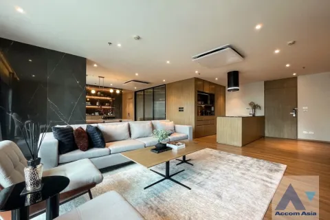 Condo in Khlong Toei, Bangkok, Thailand, 2 bedrooms № 214940