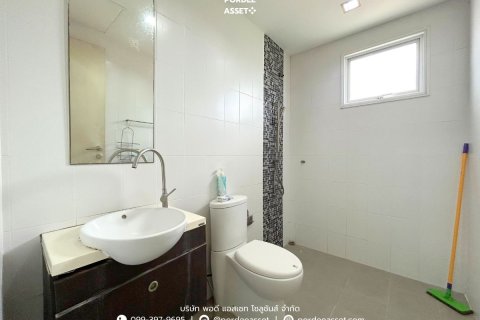 House in Pathum Thani, Thailand 3 bedrooms № 163180 - photo 11
