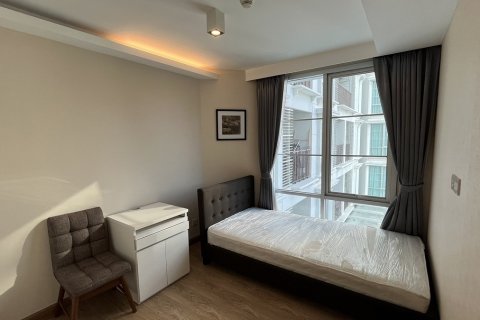 Condo à Watthana, Bangkok, Thaïlande, 2 chambres № 200806 - photo 9