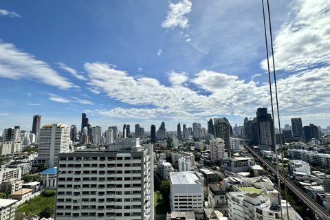 Condo à Watthana, Bangkok, Thaïlande, 2 chambres № 200807 - photo 19