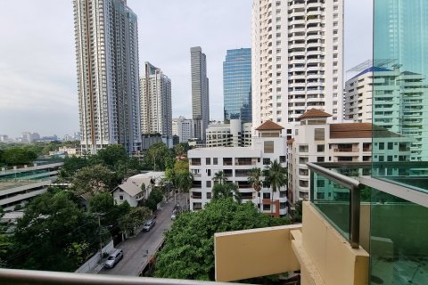 Condo in Watthana, Bangkok, Thailand, 4 bedrooms № 200808 - photo 4