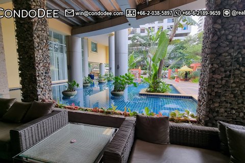 Condo in Watthana, Bangkok, Thailand, 4 bedrooms № 200808 - photo 16