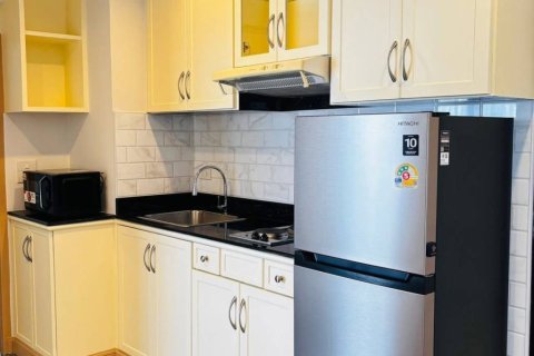 Condo in Bangkok, Thailand, 2 bedrooms  № 163849 - photo 6