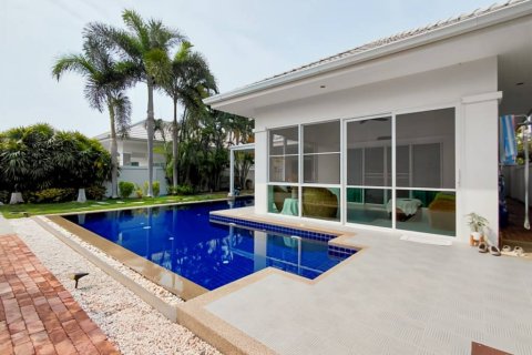 Villa à Hua Hin, Thaïlande 3 chambres № 163847 - photo 2