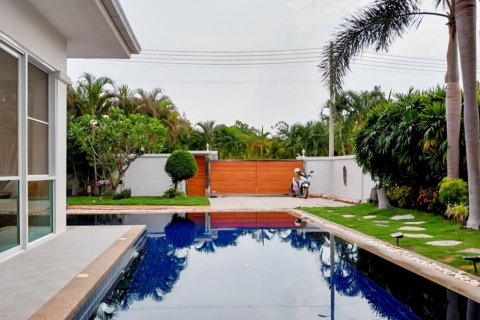 Villa à Hua Hin, Thaïlande 3 chambres № 163847 - photo 4