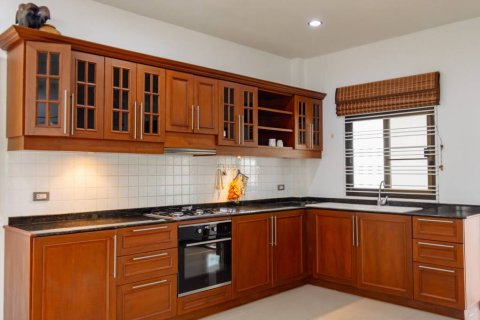 Villa in Hua Hin, Thailand 2 bedrooms № 163851 - photo 10