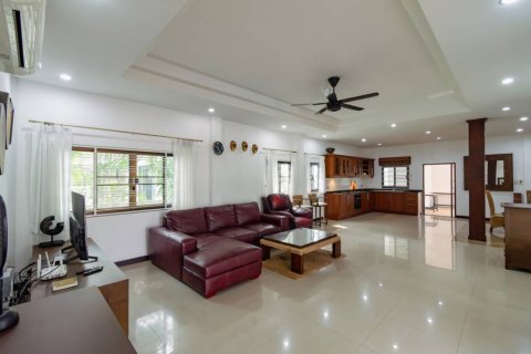Villa in Hua Hin, Thailand 2 bedrooms № 163851 - photo 8