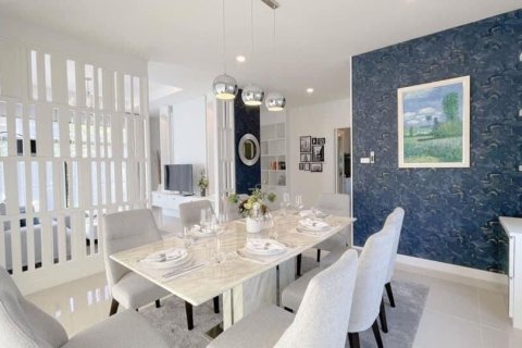 House in San Kamphaeng, Thailand 3 bedrooms № 158089 - photo 2