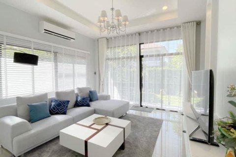 House in San Kamphaeng, Thailand 3 bedrooms № 158089 - photo 4