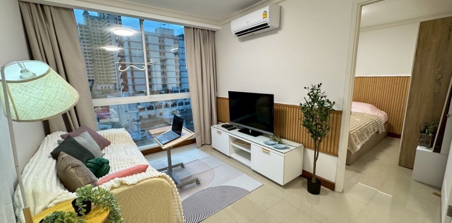 Condo à Phaya Thai, Bangkok, Thaïlande, 2 chambres  № 137495