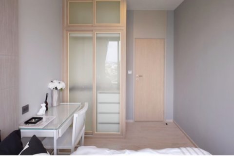 Кондоминиум с 2 спальнями в Ваттхане, Бангкок, Таиланд № 137494 - фото 4