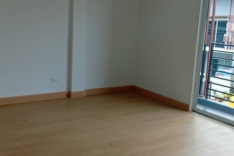 Townhouse à Pak Kret, Thaïlande 3 chambres № 164288 - photo 9