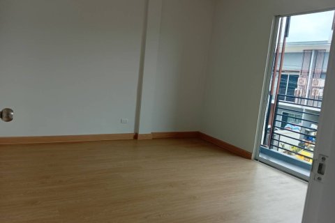 Townhouse à Pak Kret, Thaïlande 3 chambres № 164288 - photo 10