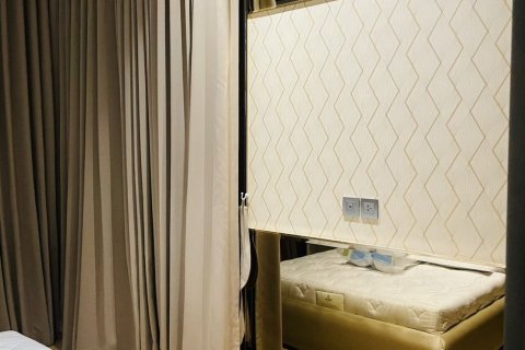 Condo in Pathum Wan, Bangkok, Thailand, 2 bedrooms  № 164289 - photo 18