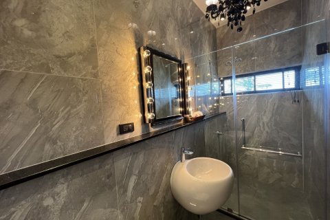 Вилла в Паттайе, Таиланд с 8 спальнями № 164290 - фото 27