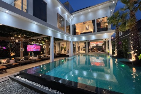 Вилла в Паттайе, Таиланд с 8 спальнями № 164290 - фото 3