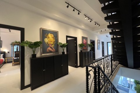 Вилла в Паттайе, Таиланд с 8 спальнями № 164290 - фото 25