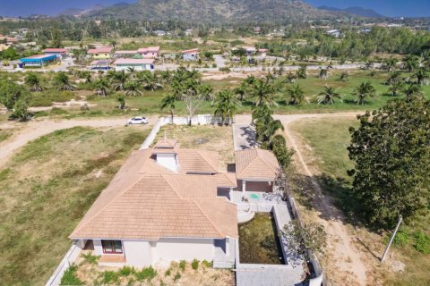 Land in Hua Hin, Thailand № 119102 - photo 8