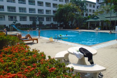 Студия в кондо на Пляж Джомтьен, Паттайя, Таиланд № 158889 - фото 11