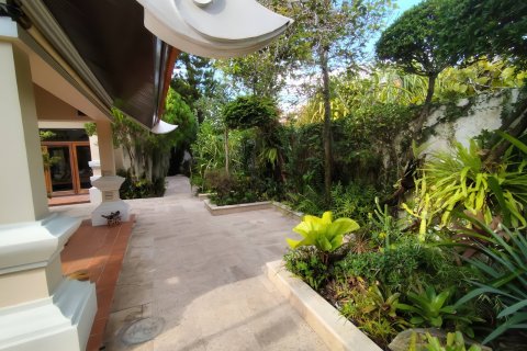 Villa in Pattaya, Thailand 2 bedrooms № 158884 - photo 7