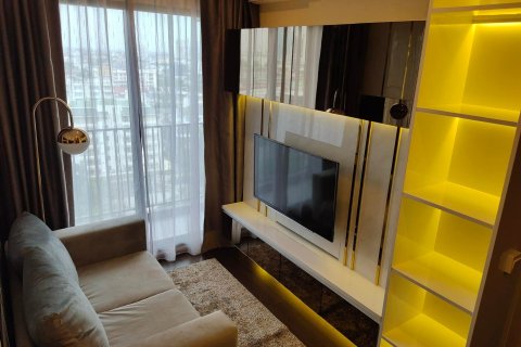 Studio dans le Condo à Watthana, Bangkok, Thaïlande № 162213 - photo 2