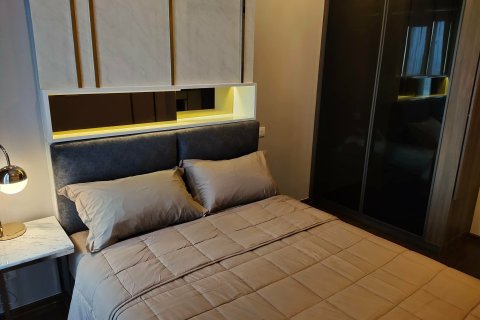 Studio dans le Condo à Watthana, Bangkok, Thaïlande № 162213 - photo 11