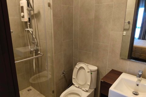 Studio dans le Condo à Watthana, Bangkok, Thaïlande № 162213 - photo 5