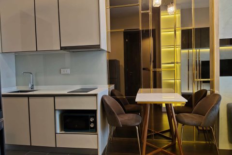 Studio dans le Condo à Watthana, Bangkok, Thaïlande № 162213 - photo 3