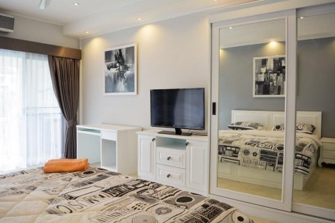Studio in the Condo in Pattaya, Thailand  № 149901 - photo 15