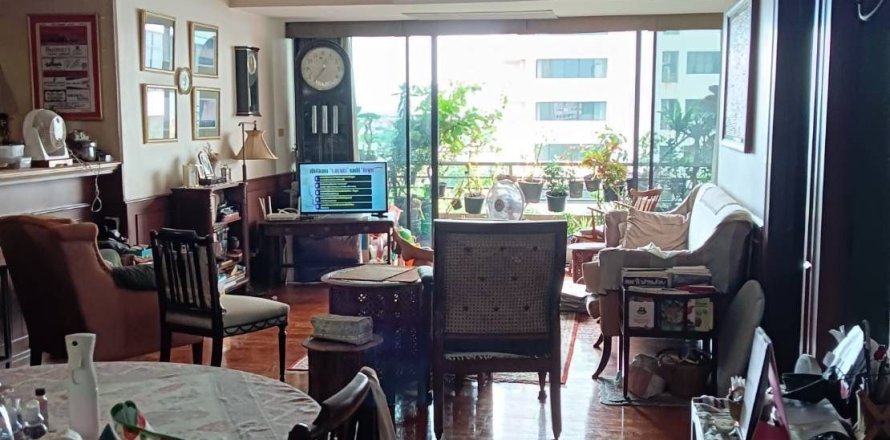 Condo à Nonthaburi, Thaïlande, 2 chambres  № 149900