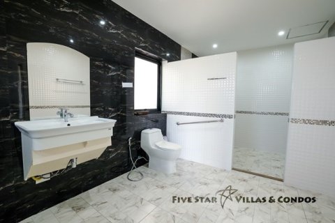 Gewerbeimmobilie in Pattaya, Thailand 4000 m2 № 223133 - Foto 6