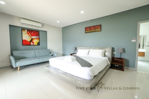 Gewerbeimmobilie in Pattaya, Thailand 4000 m2 № 223133 - Foto 5