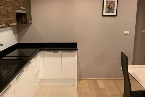 Кондоминиум с 2 спальнями в Бангкоке, Таиланд № 143817 - фото 10