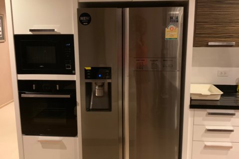 Кондоминиум с 2 спальнями в Бангкоке, Таиланд № 143817 - фото 11