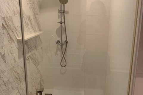 Кондоминиум с 2 спальнями в Бангкоке, Таиланд № 143817 - фото 8