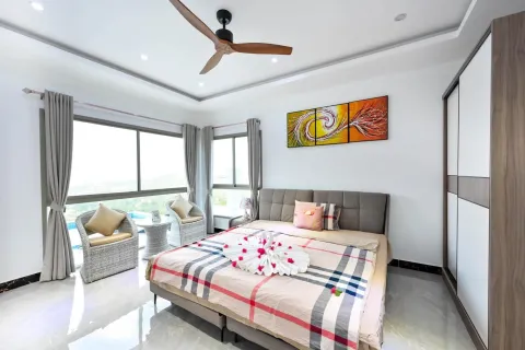 Villa in Ko Samui, Thailand 4 bedrooms № 171029 - photo 7