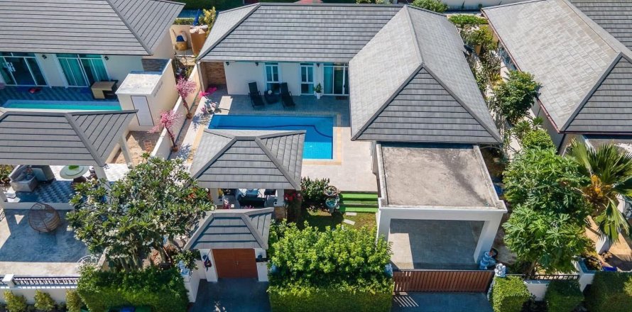 Villa in Cha-am, Thailand 3 bedrooms № 171025