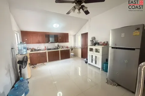 Casa de 3 dormitorios en Pattaya, Tailandia № 212254 - foto 7