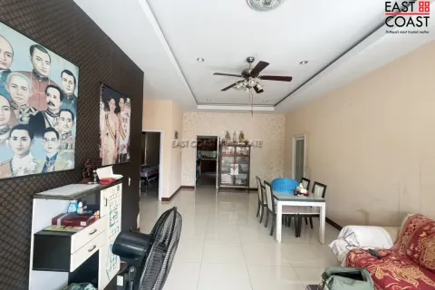 Casa de 3 dormitorios en Pattaya, Tailandia № 212254 - foto 10
